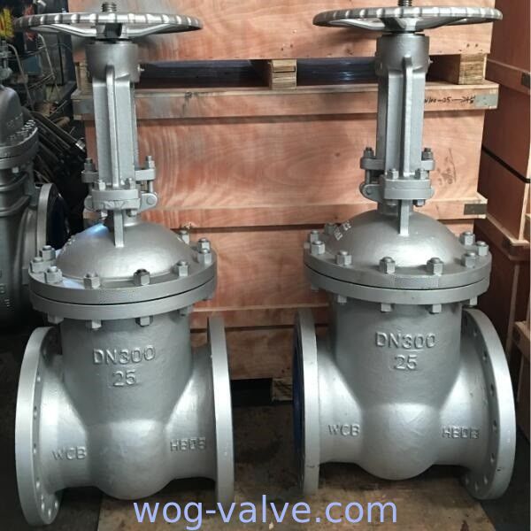 Industrial Flanged Cast Steel Gate Valve Hand Wheel PN16 DIN 3202 F4